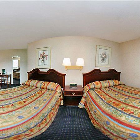 Rodeway Inn Skyland Гатлинбург Экстерьер фото