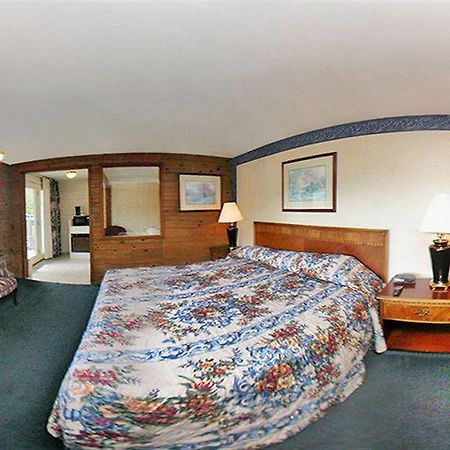Rodeway Inn Skyland Гатлинбург Экстерьер фото