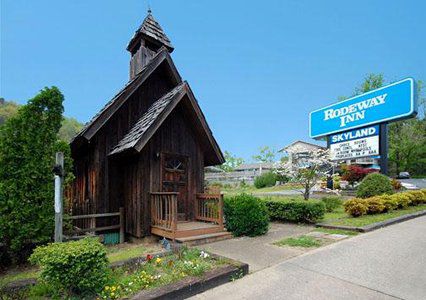 Rodeway Inn Skyland Гатлинбург Экстерьер фото